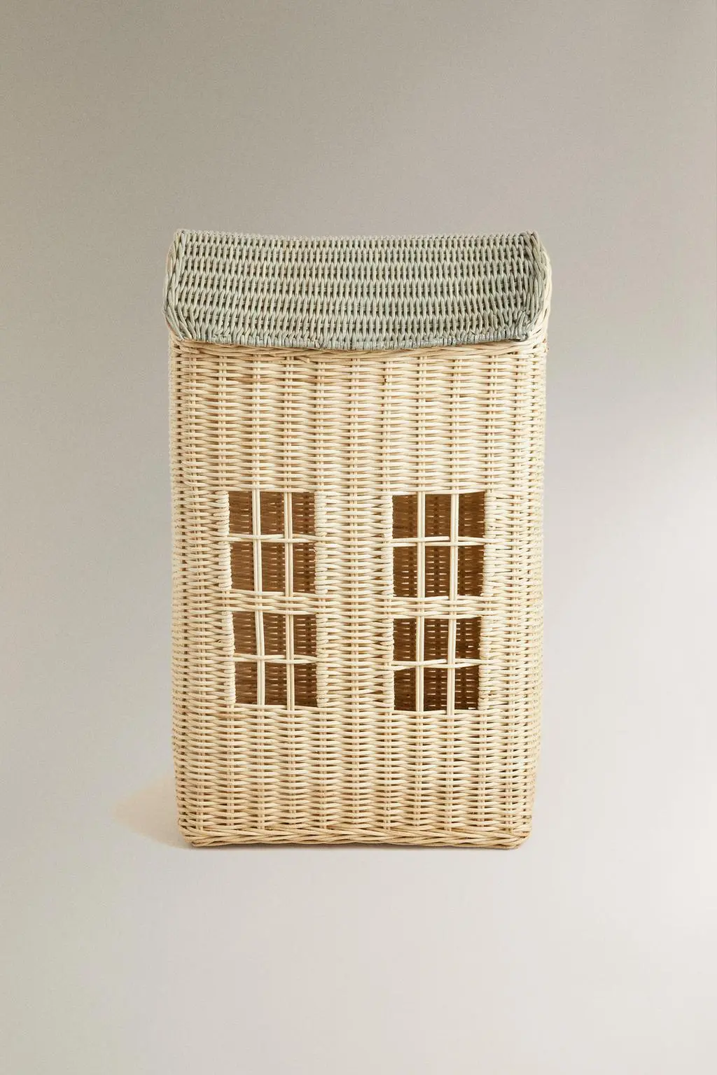 zara product image