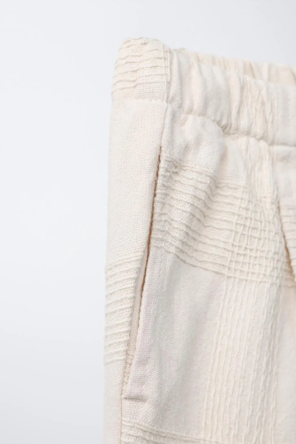 zara product image