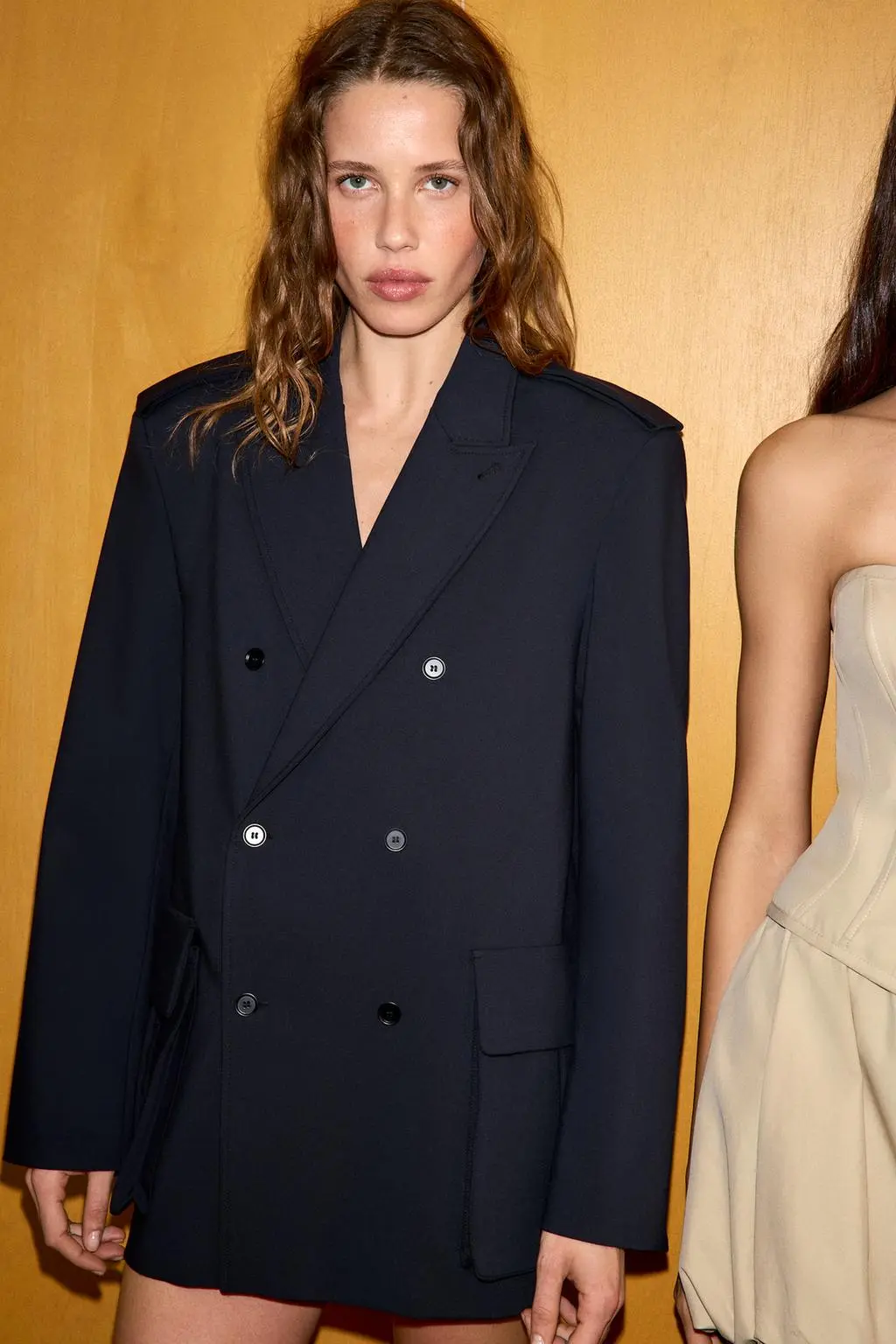 zara product image
