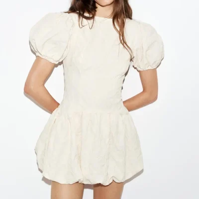بلیزر زنانه مدل B.VESTIDO با پارچه کتان و دوخت ظریف zara