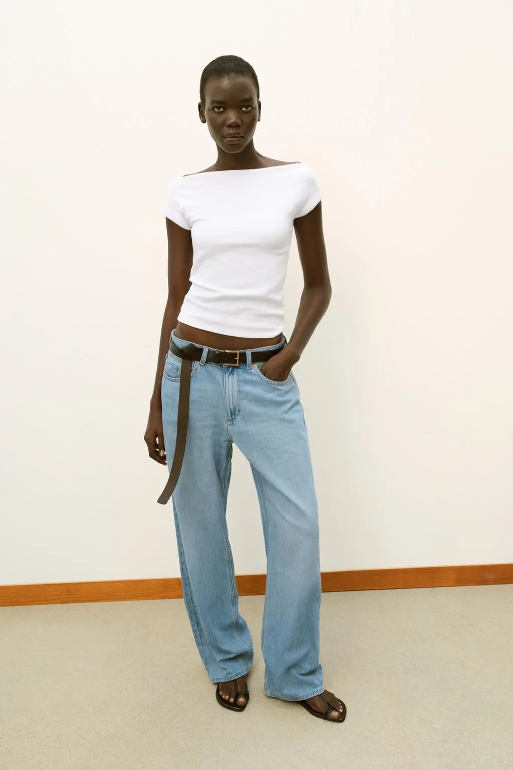zara product image