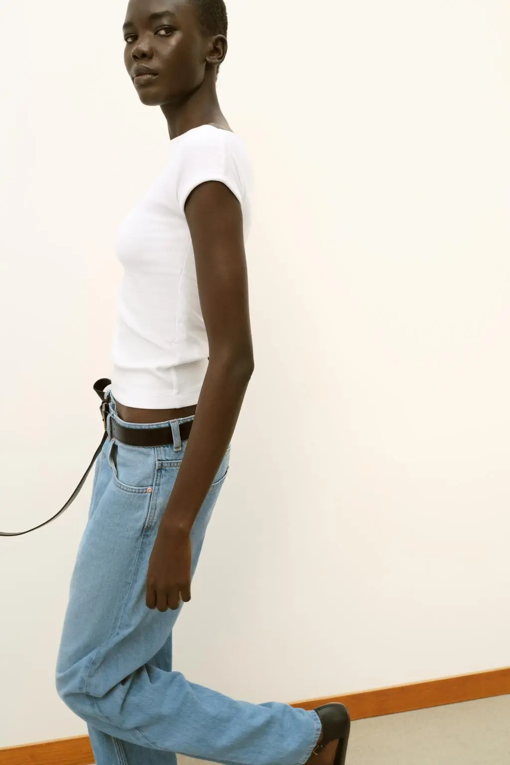 zara product image