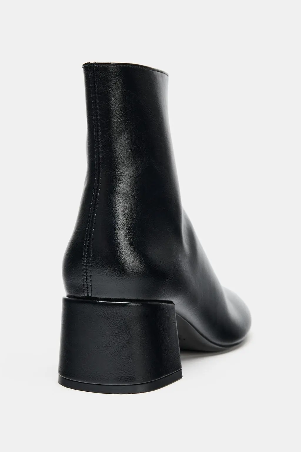 zara product image