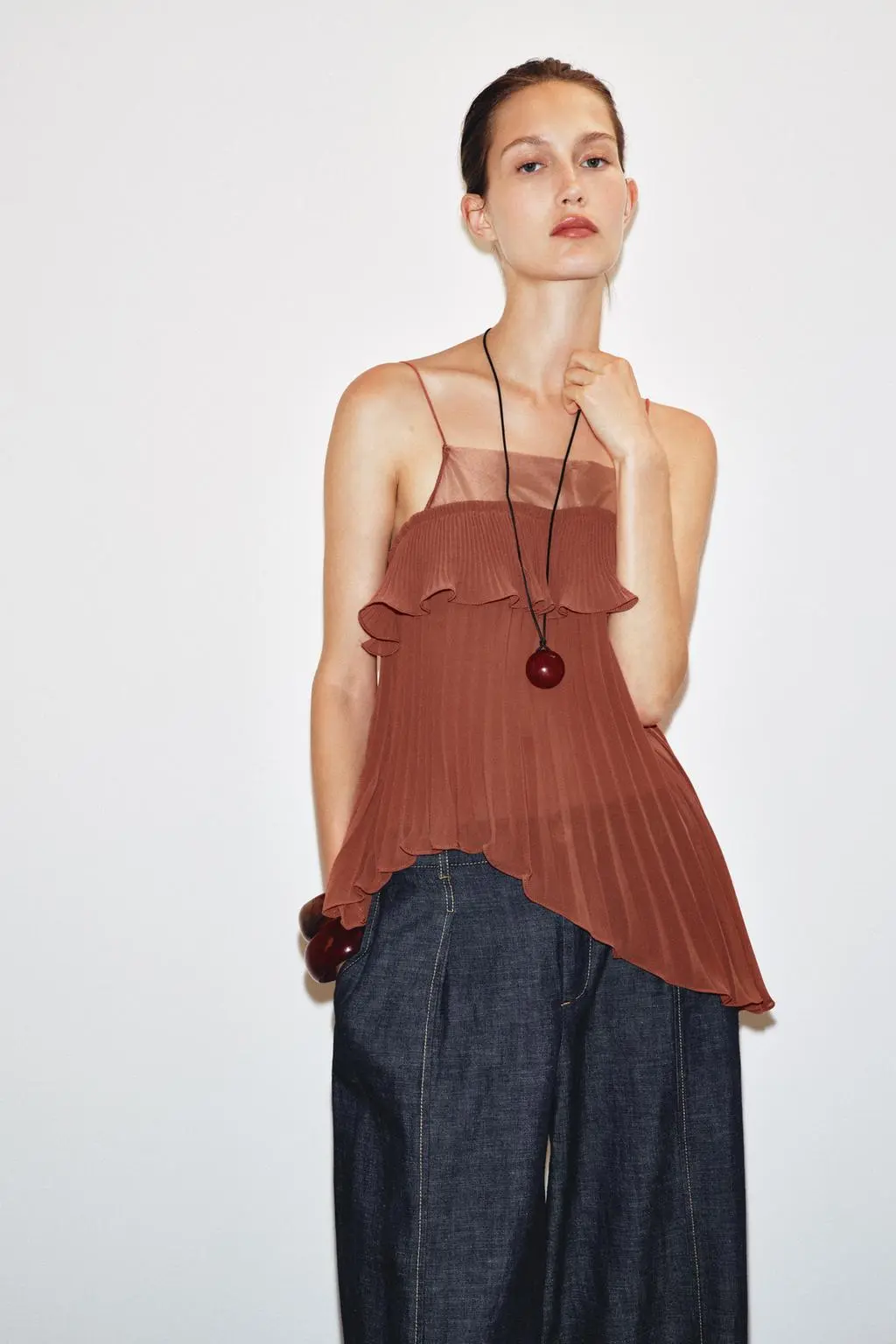 zara product image
