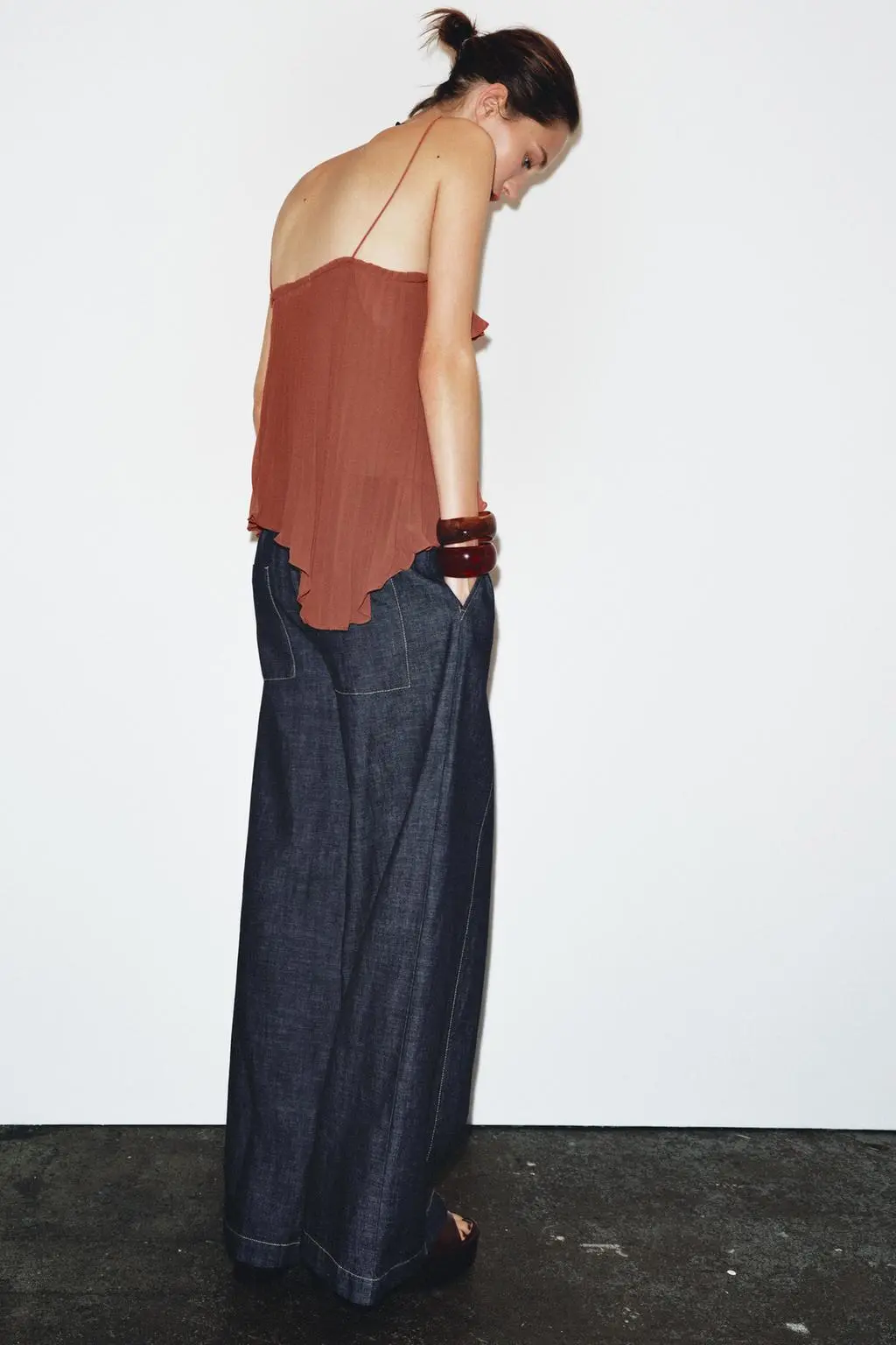 zara product image