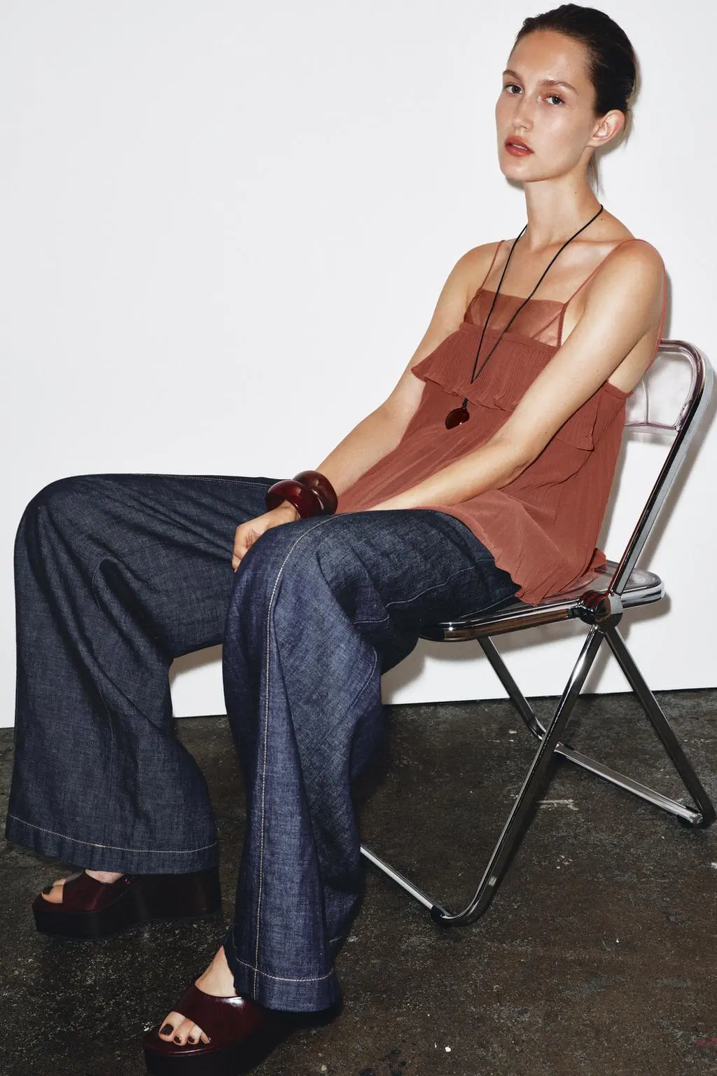 zara product image