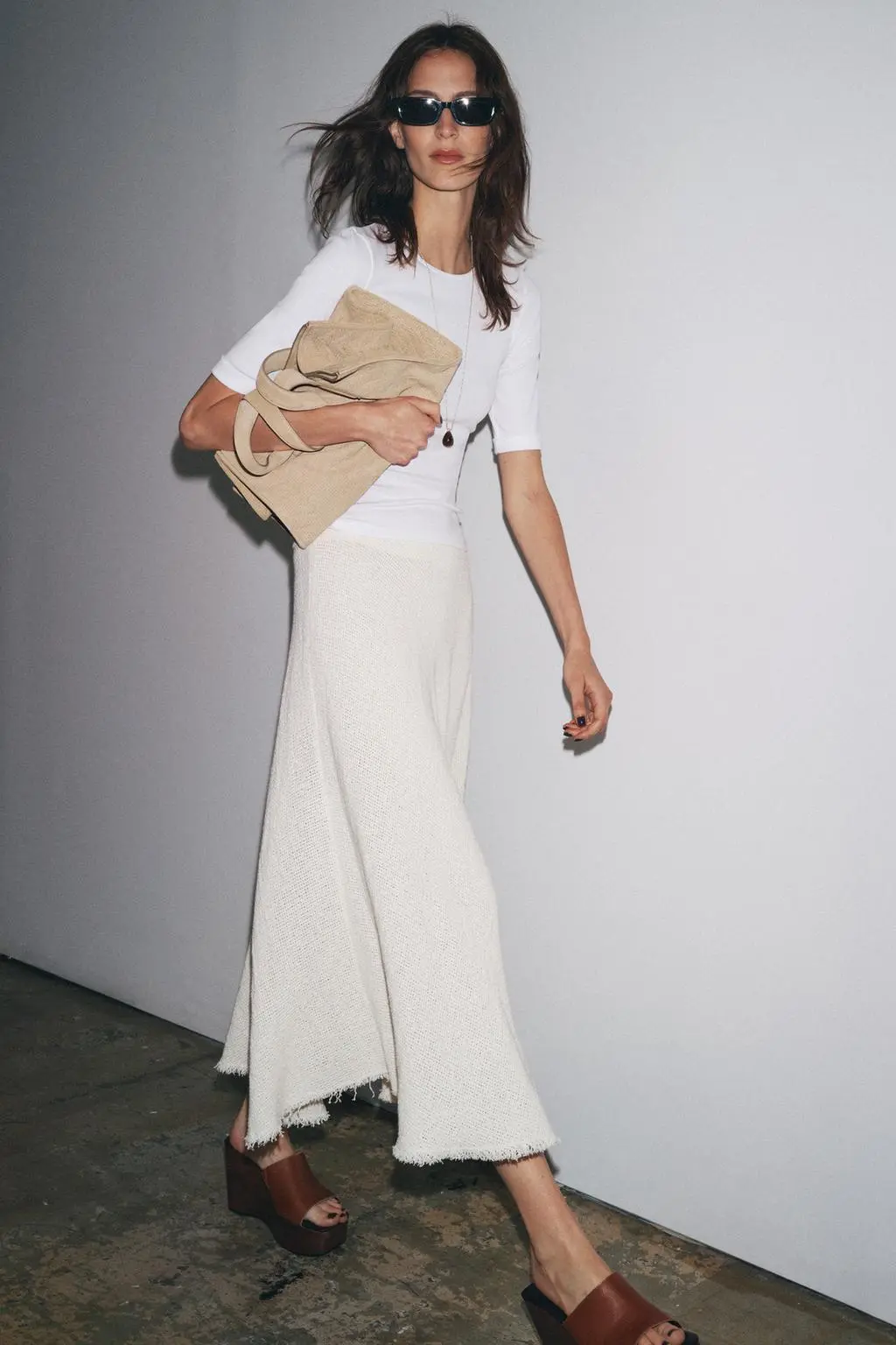 zara product image