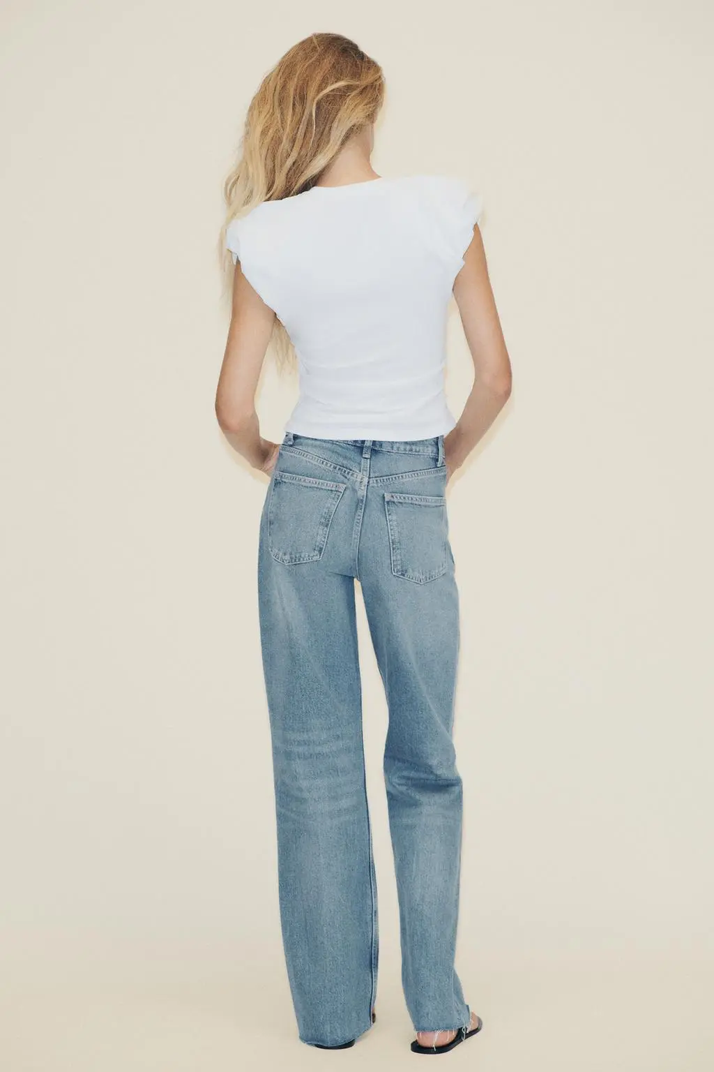 zara product image