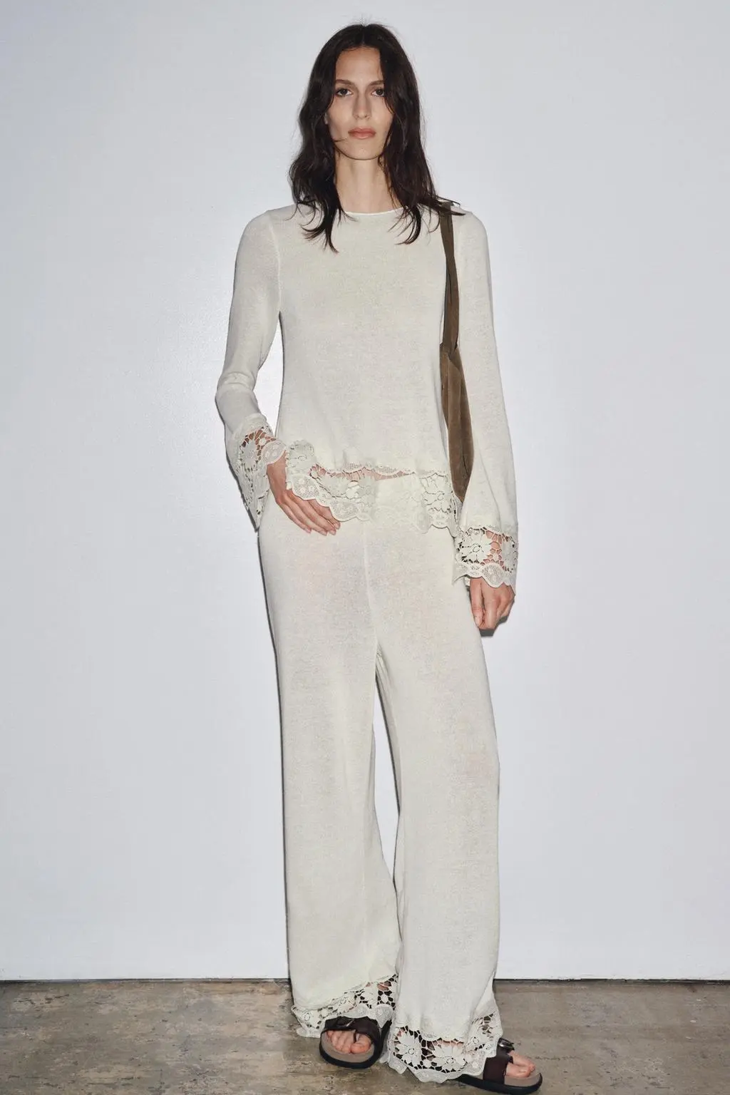 zara product image