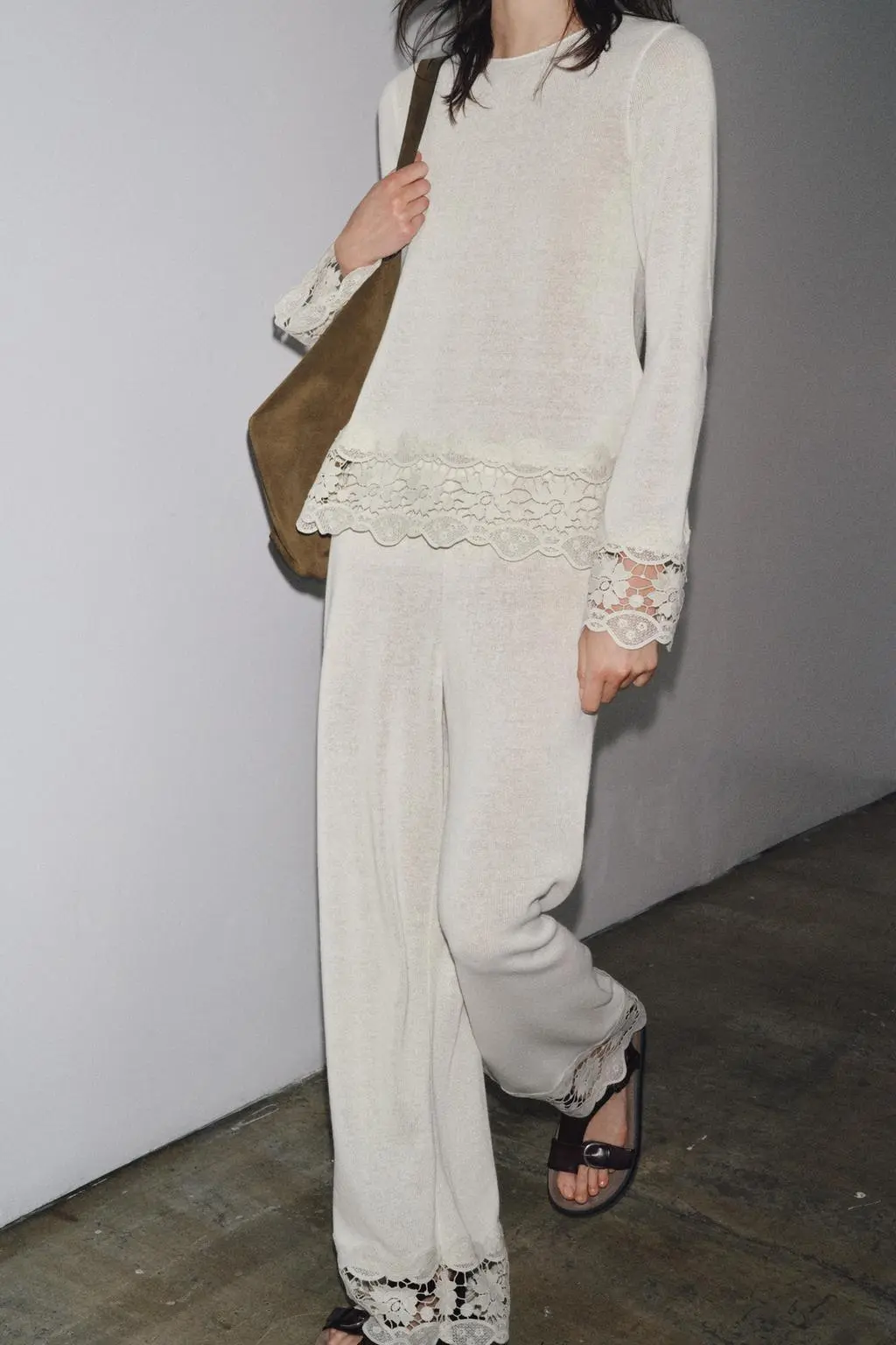 zara product image