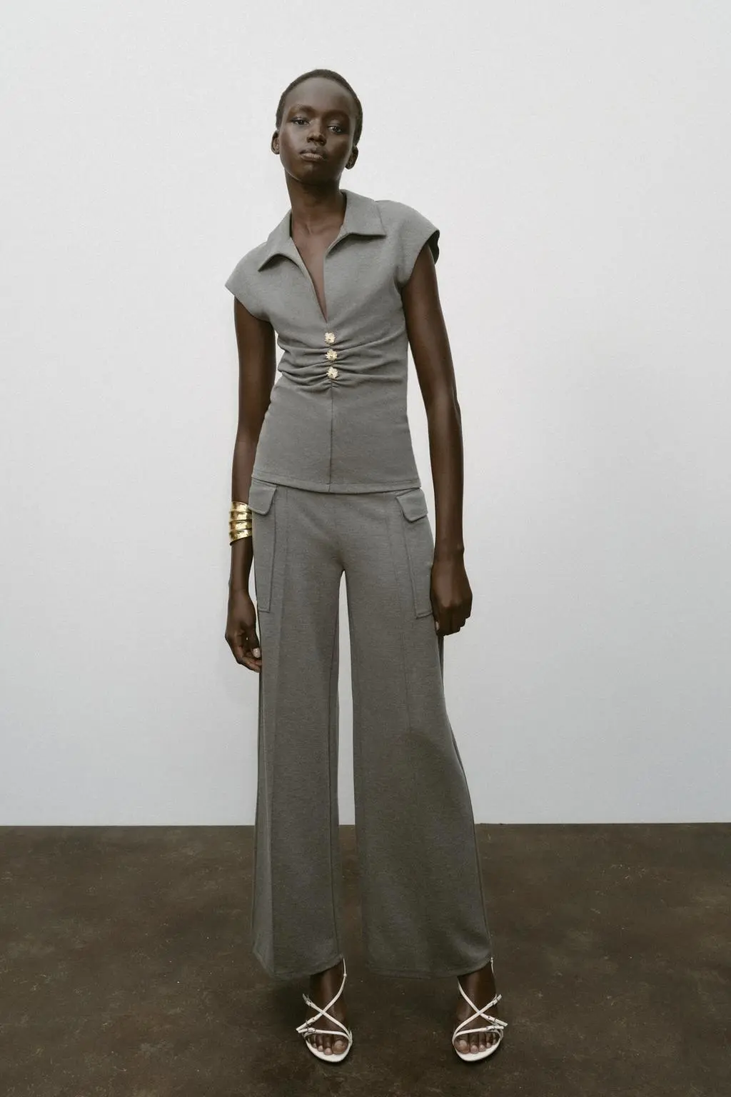 zara product image
