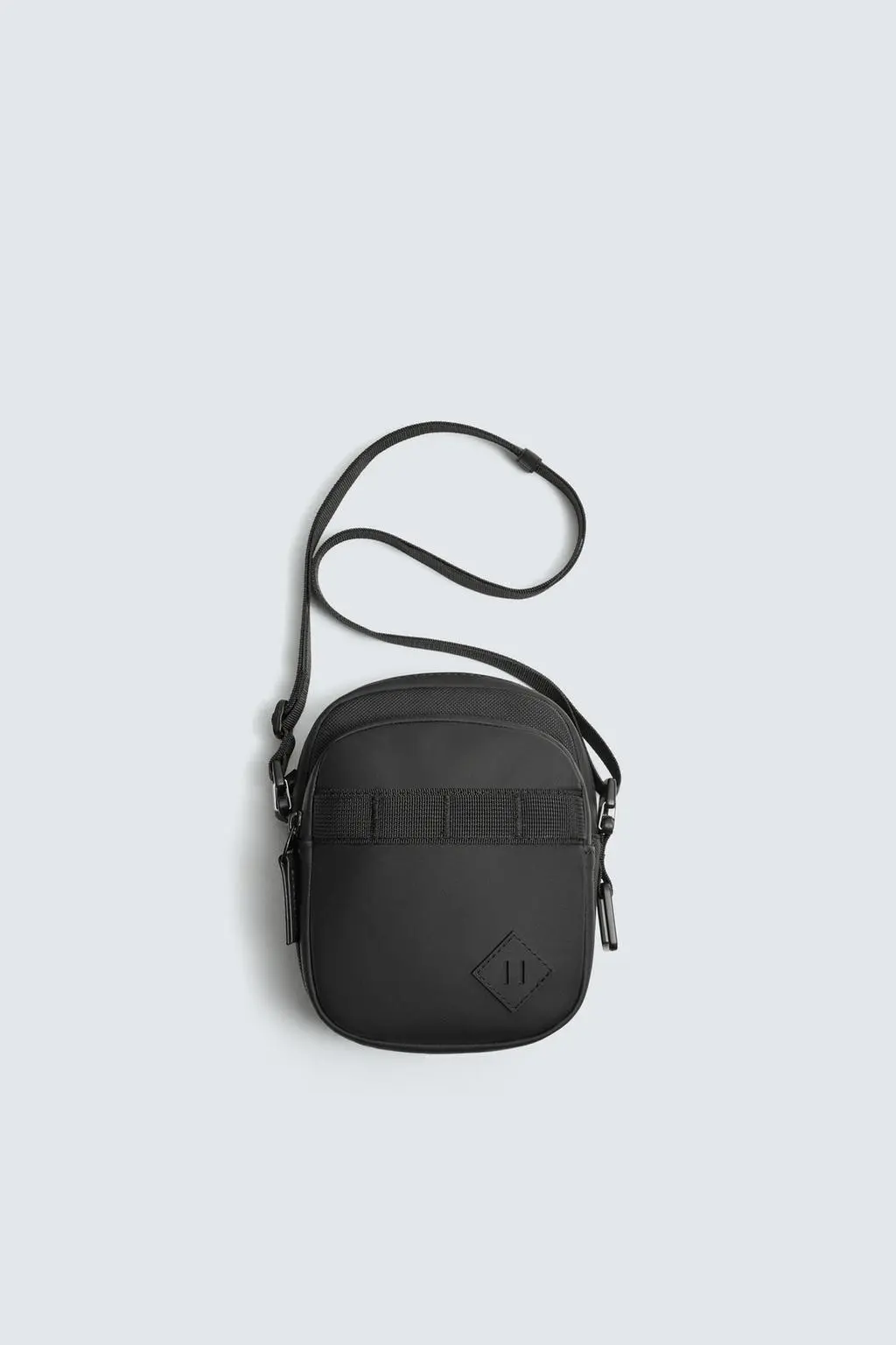 zara product image