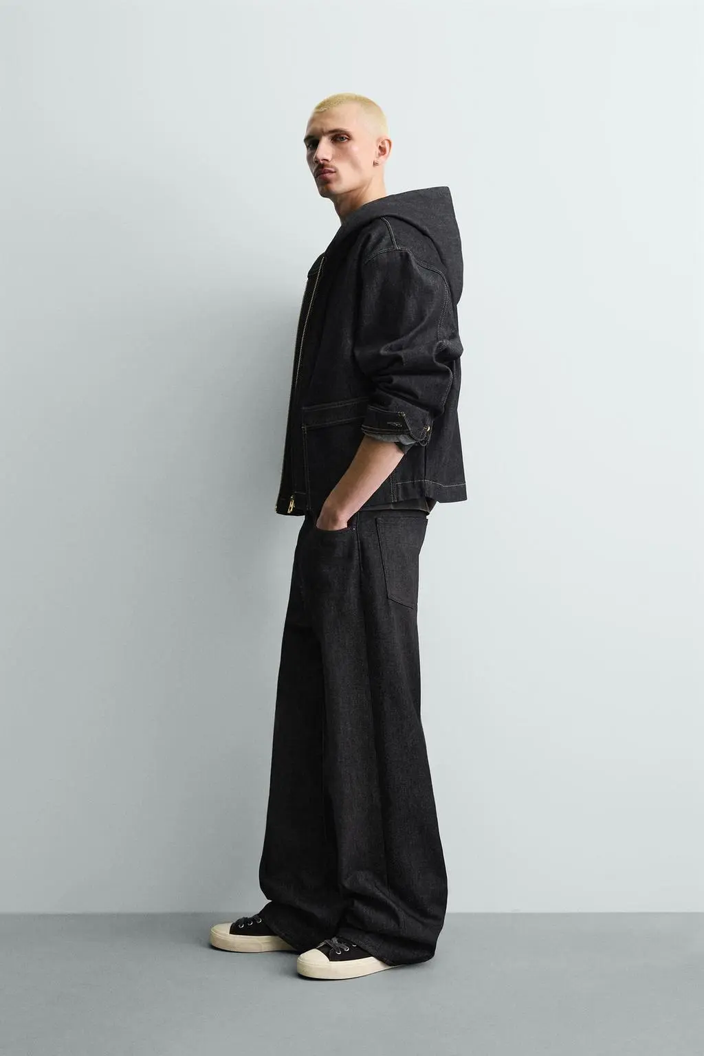 zara product image