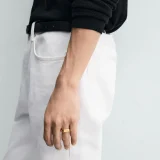 zara product image