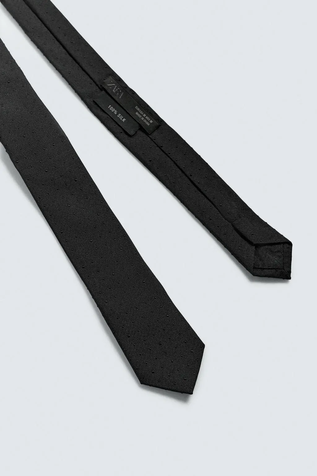 zara product image