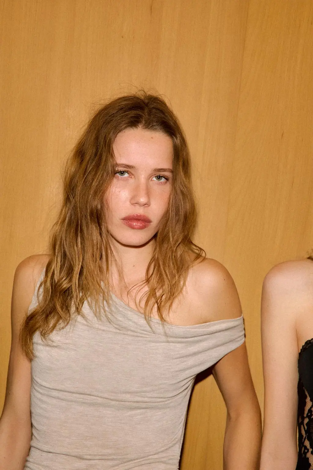 zara product image
