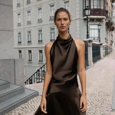 لباس کوتاه نامتقارن با پاپیون و یقه هالتر zara