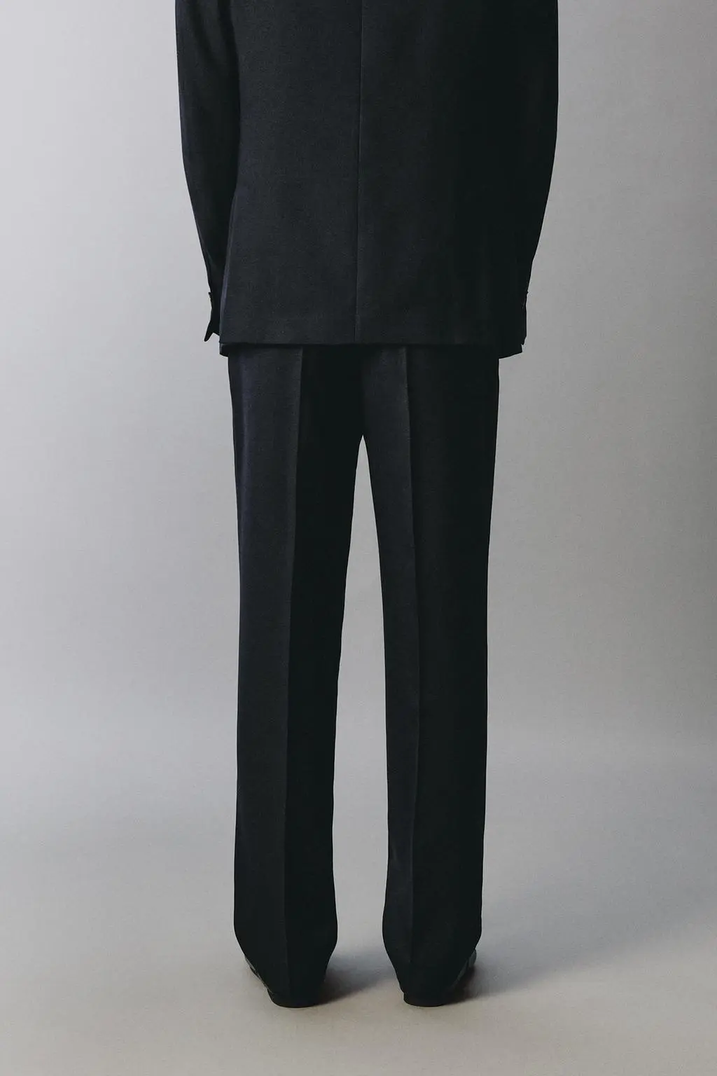 zara product image