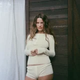 zara product image