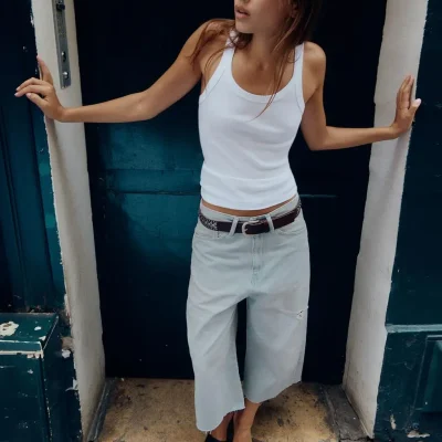 شلوارک جین برمودا زنانه TRF با کمر میانی و طرح distressed zara