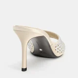 zara product image