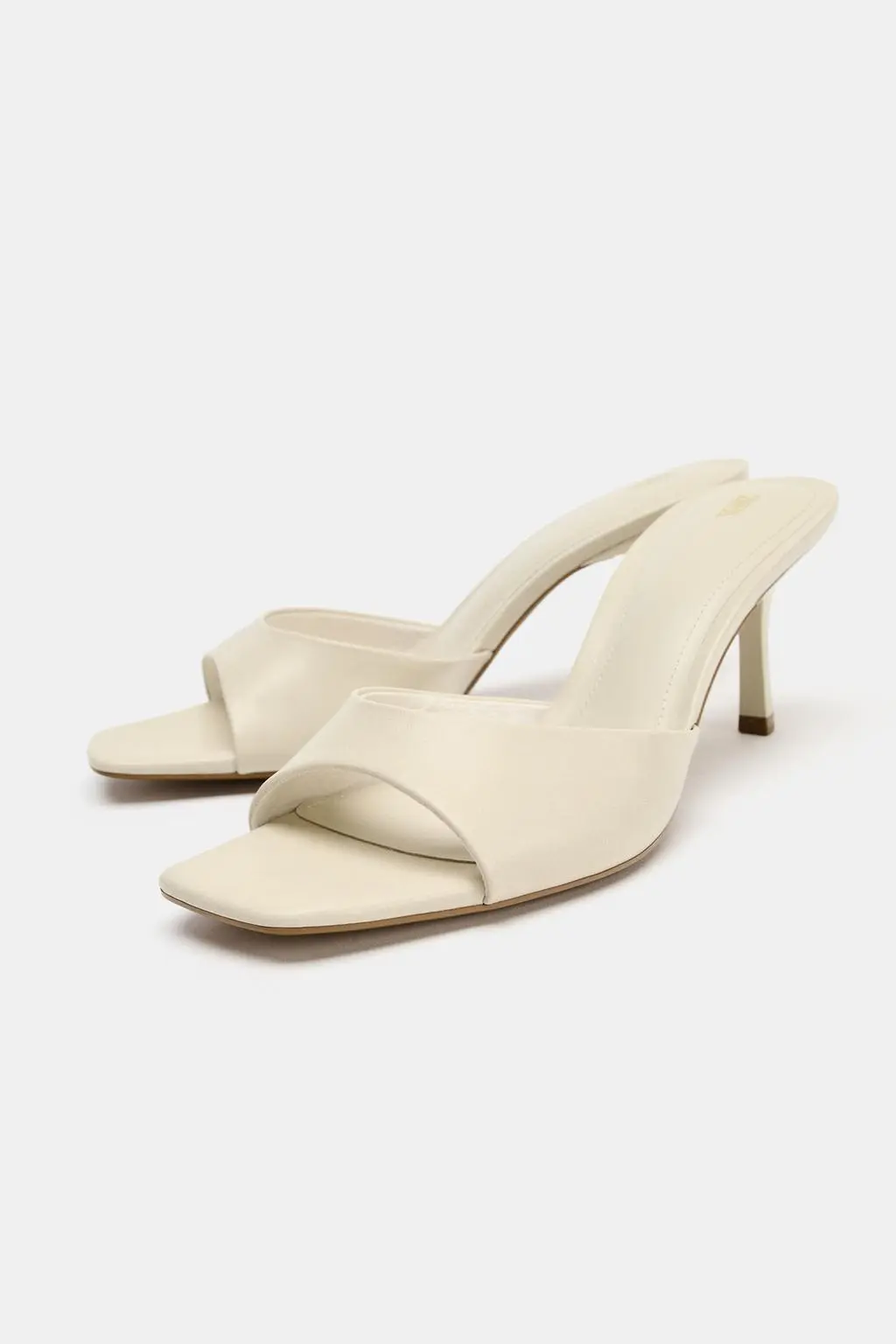 zara product image
