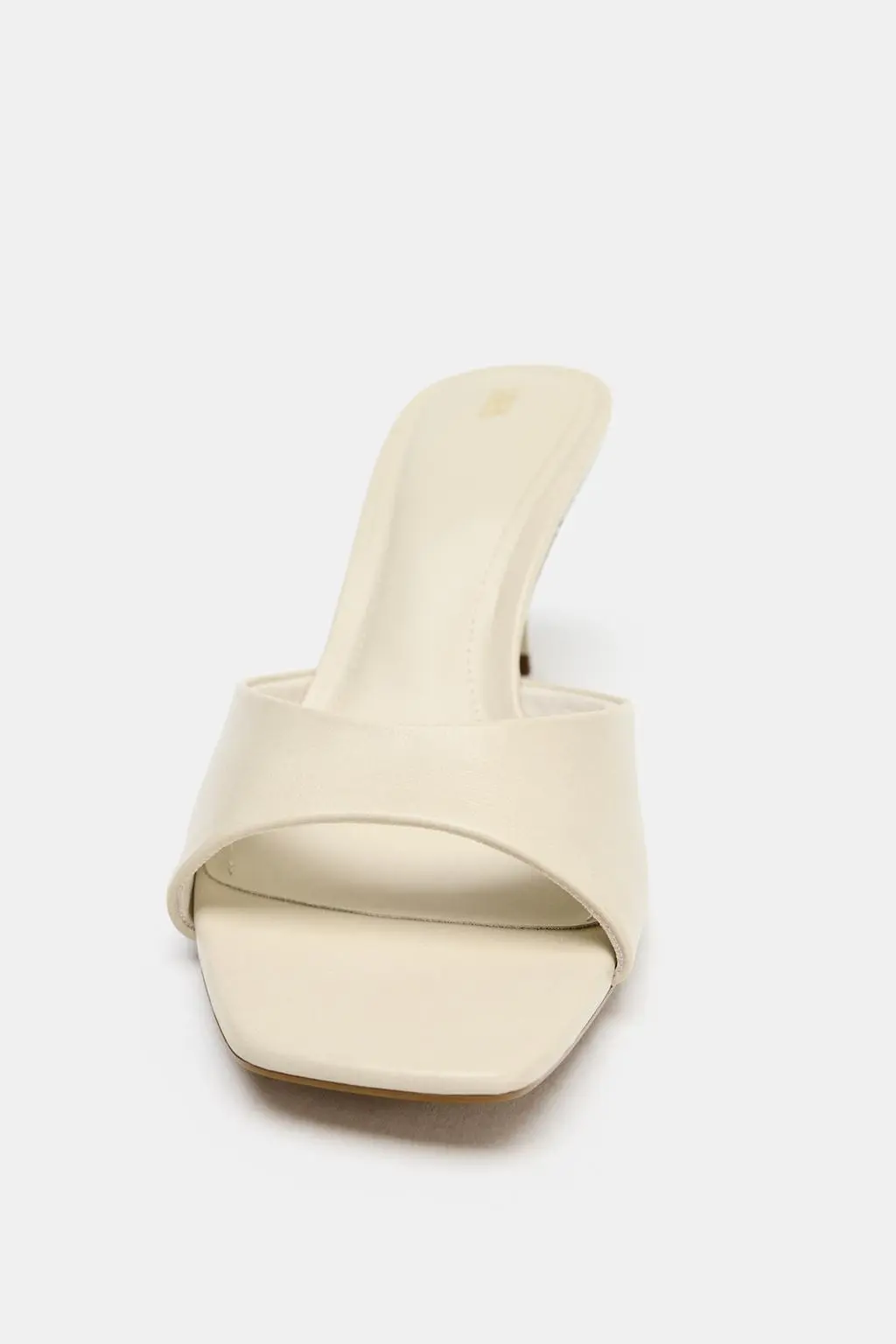 zara product image