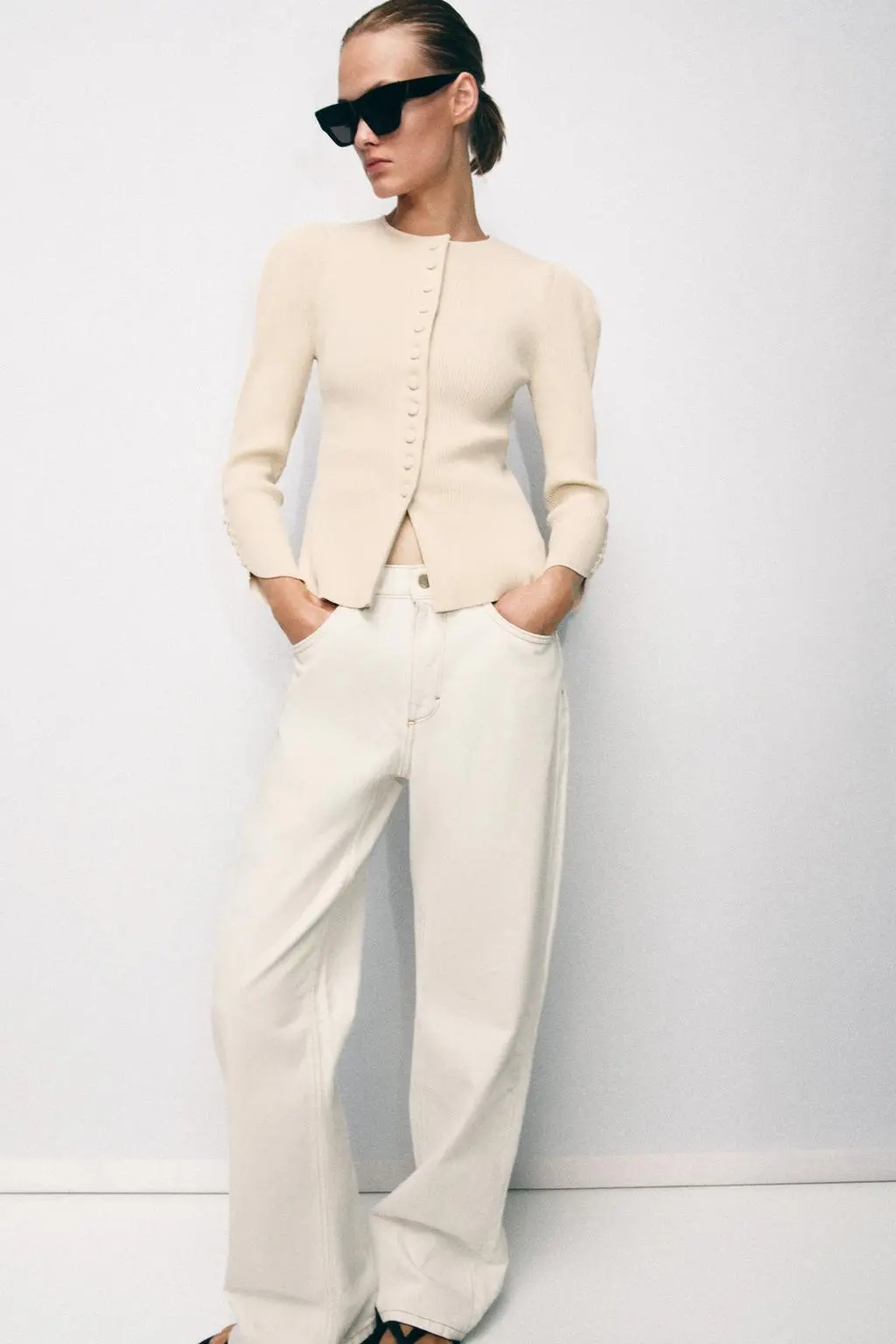 zara product image