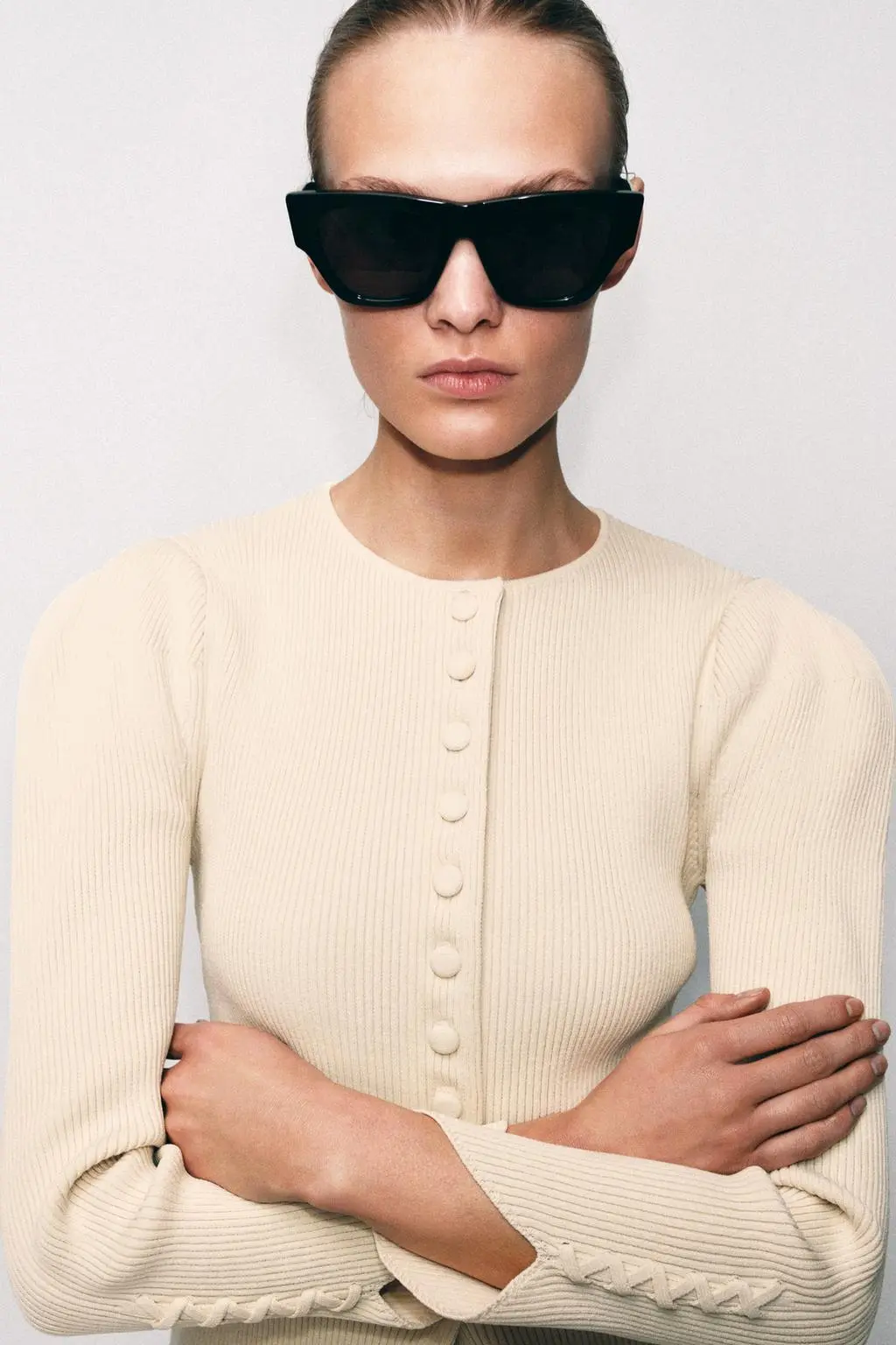 zara product image