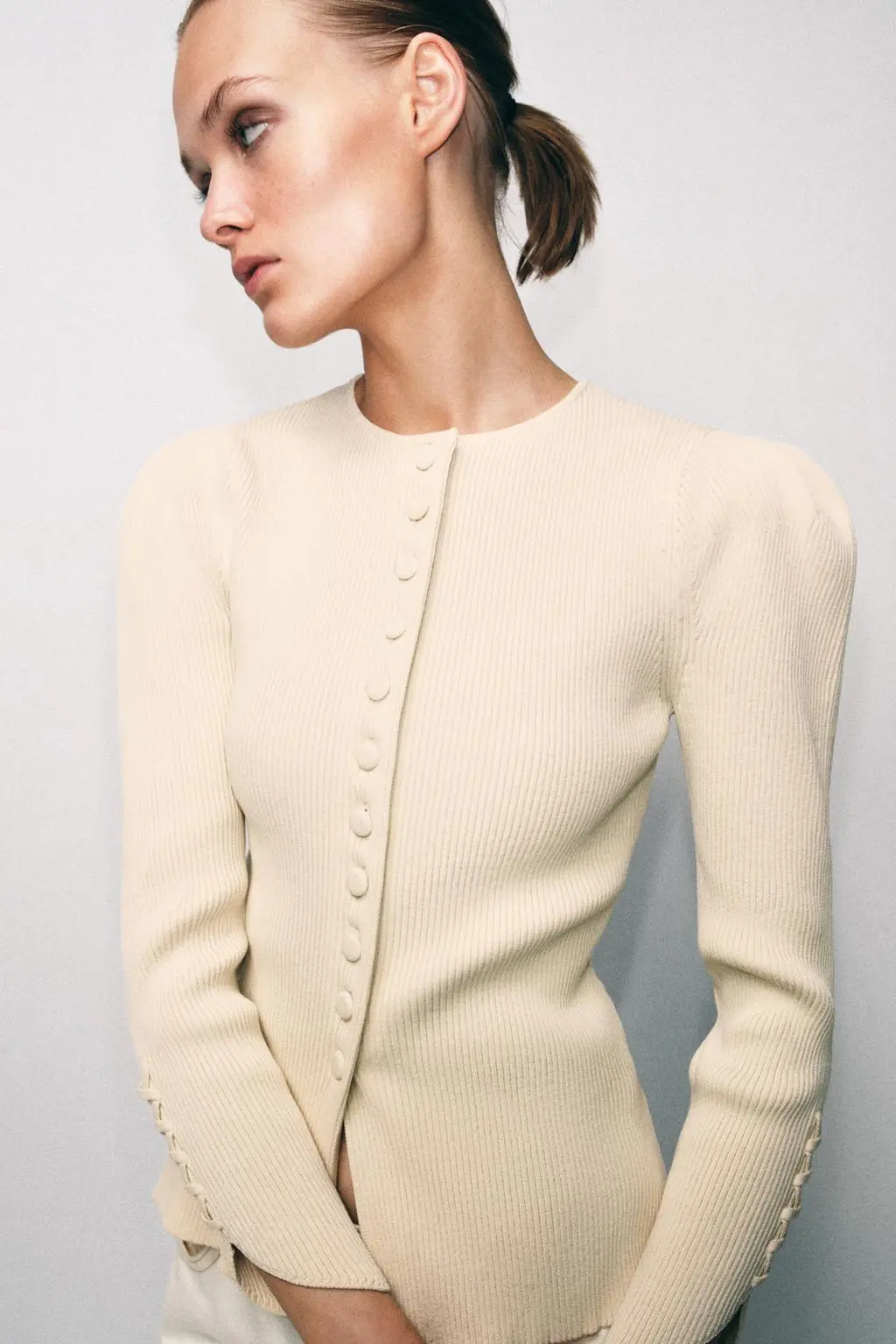 zara product image