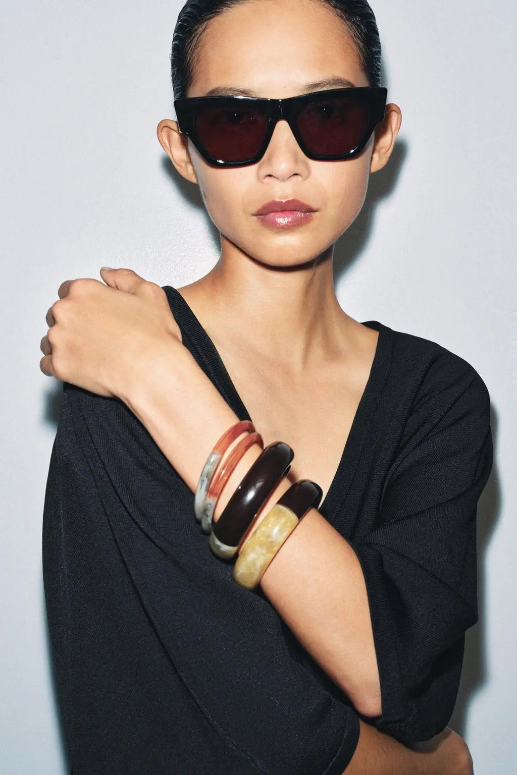 zara product image