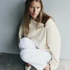zara product image